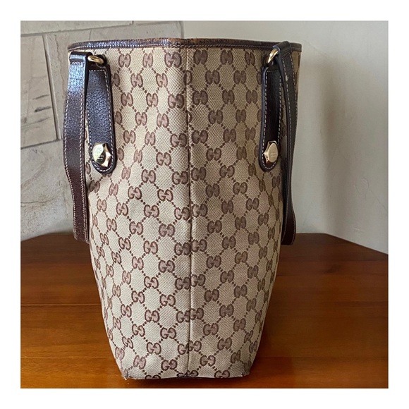 🔥SOLD🔥AUTHENTIC GUCCI SHOULDER BAG TOTE - Picture 4 of 14